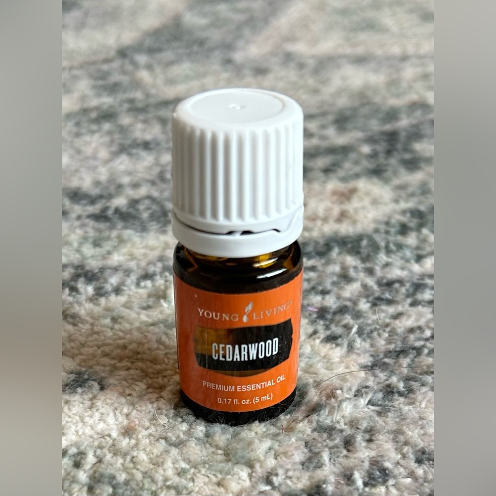 Young Living Cedarwood Essential Oil 5ml *NEW*